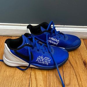 Boys Kyrie’s sneakers